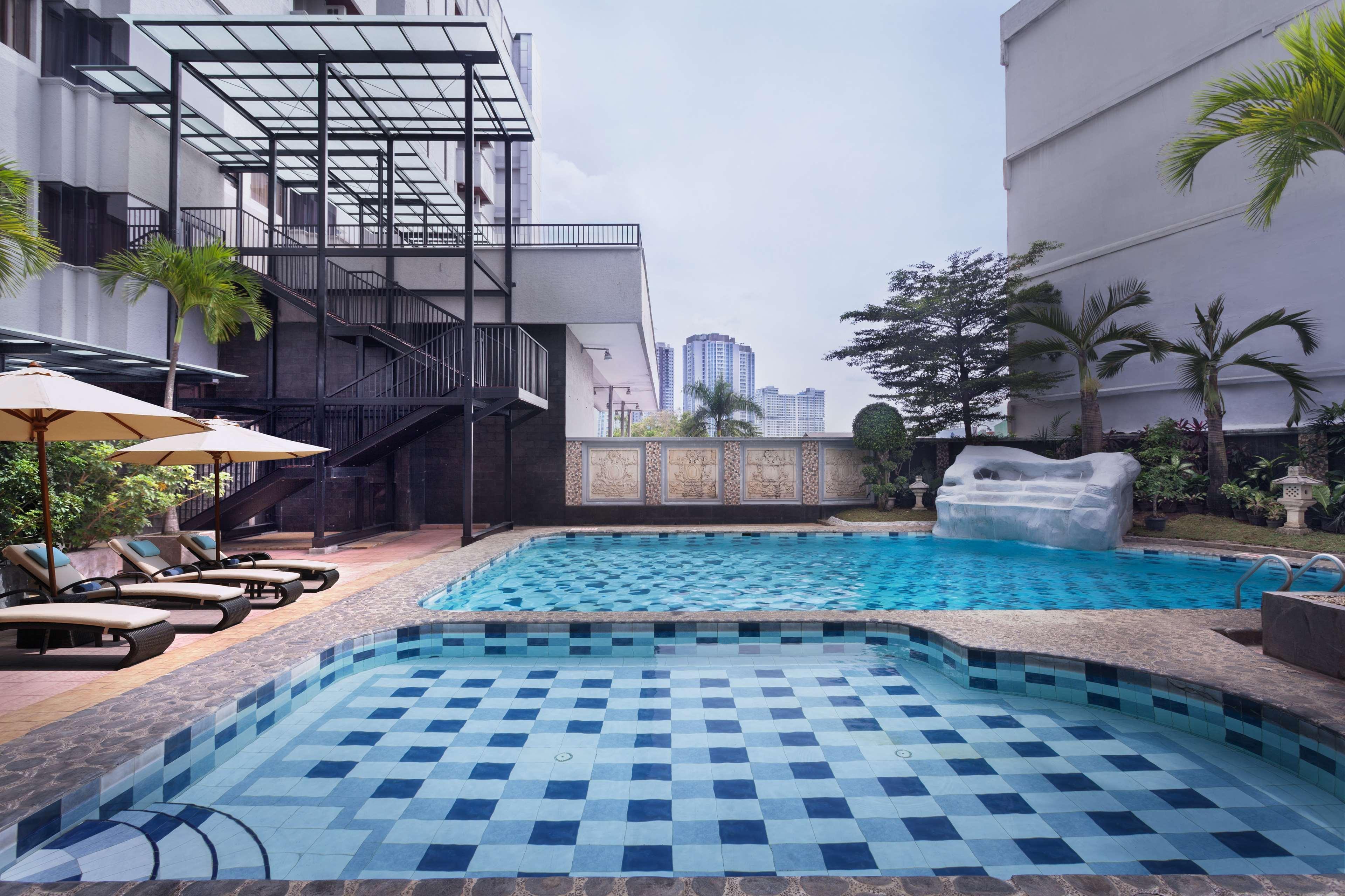 Aiho Hotel Medan Exteriér fotografie